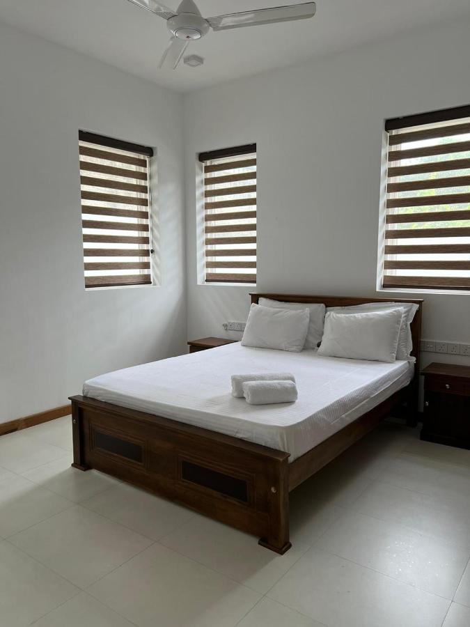 Silina Airport Transit Hotel & Residence Katunayake Exterior photo