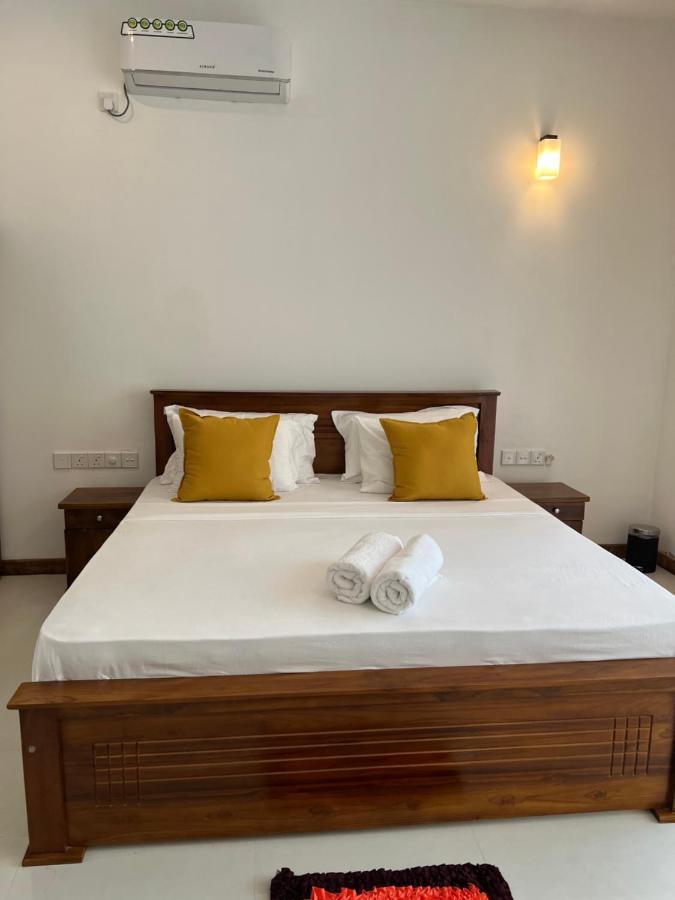 Silina Airport Transit Hotel & Residence Katunayake Exterior photo