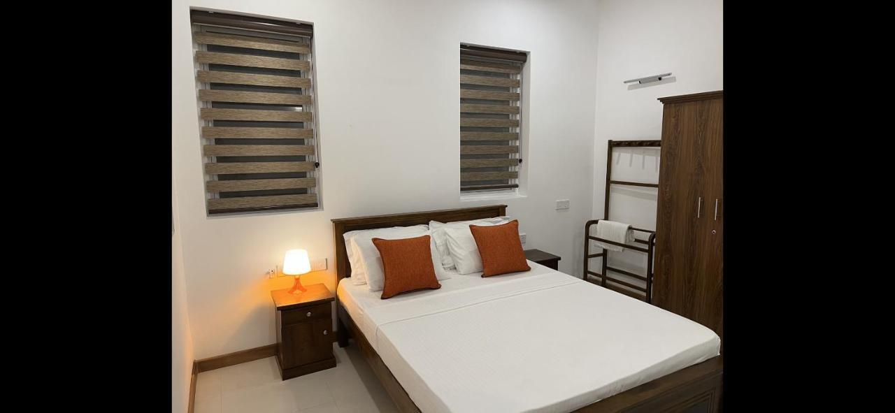 Silina Airport Transit Hotel & Residence Katunayake Exterior photo