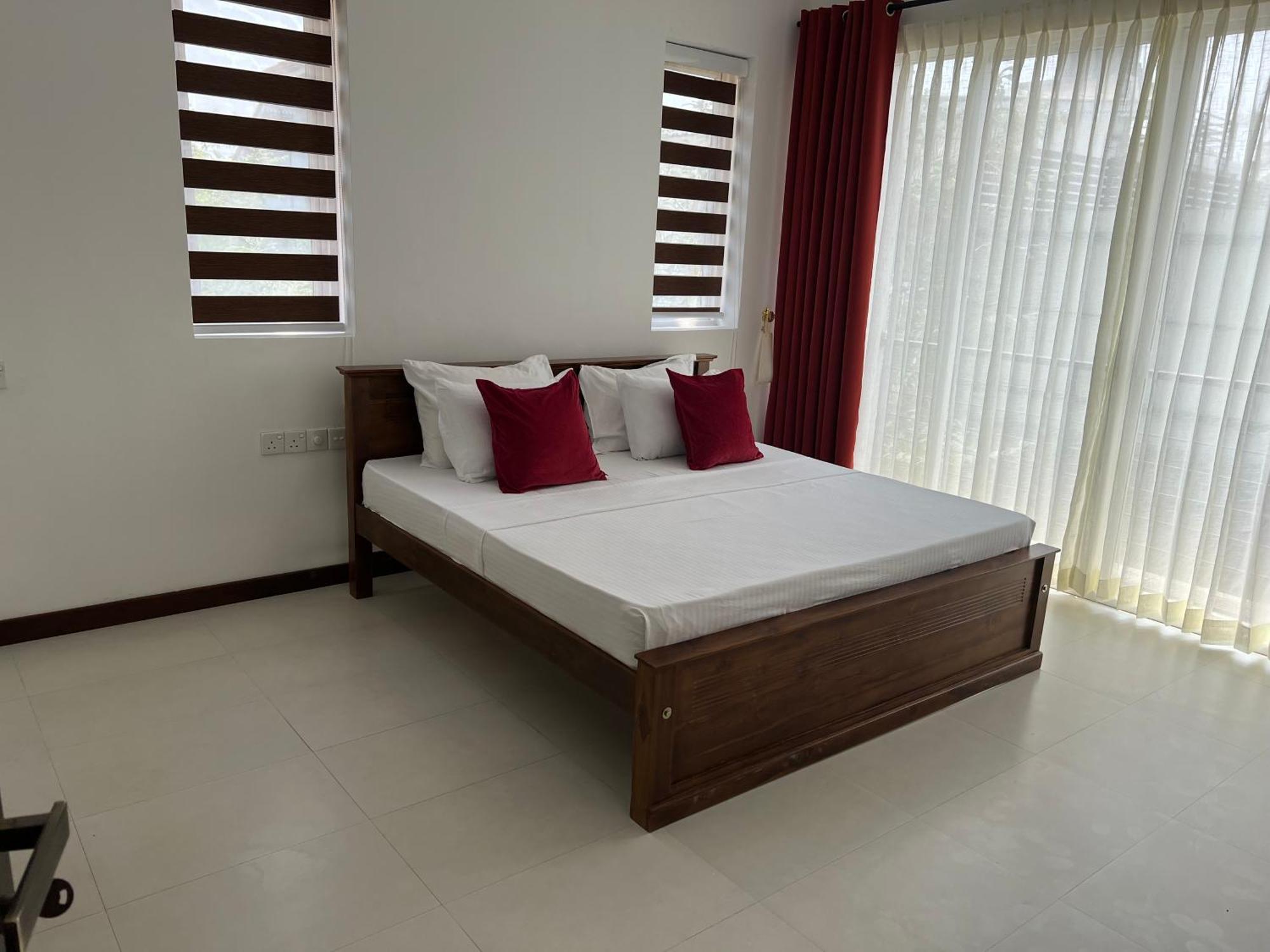 Silina Airport Transit Hotel & Residence Katunayake Exterior photo
