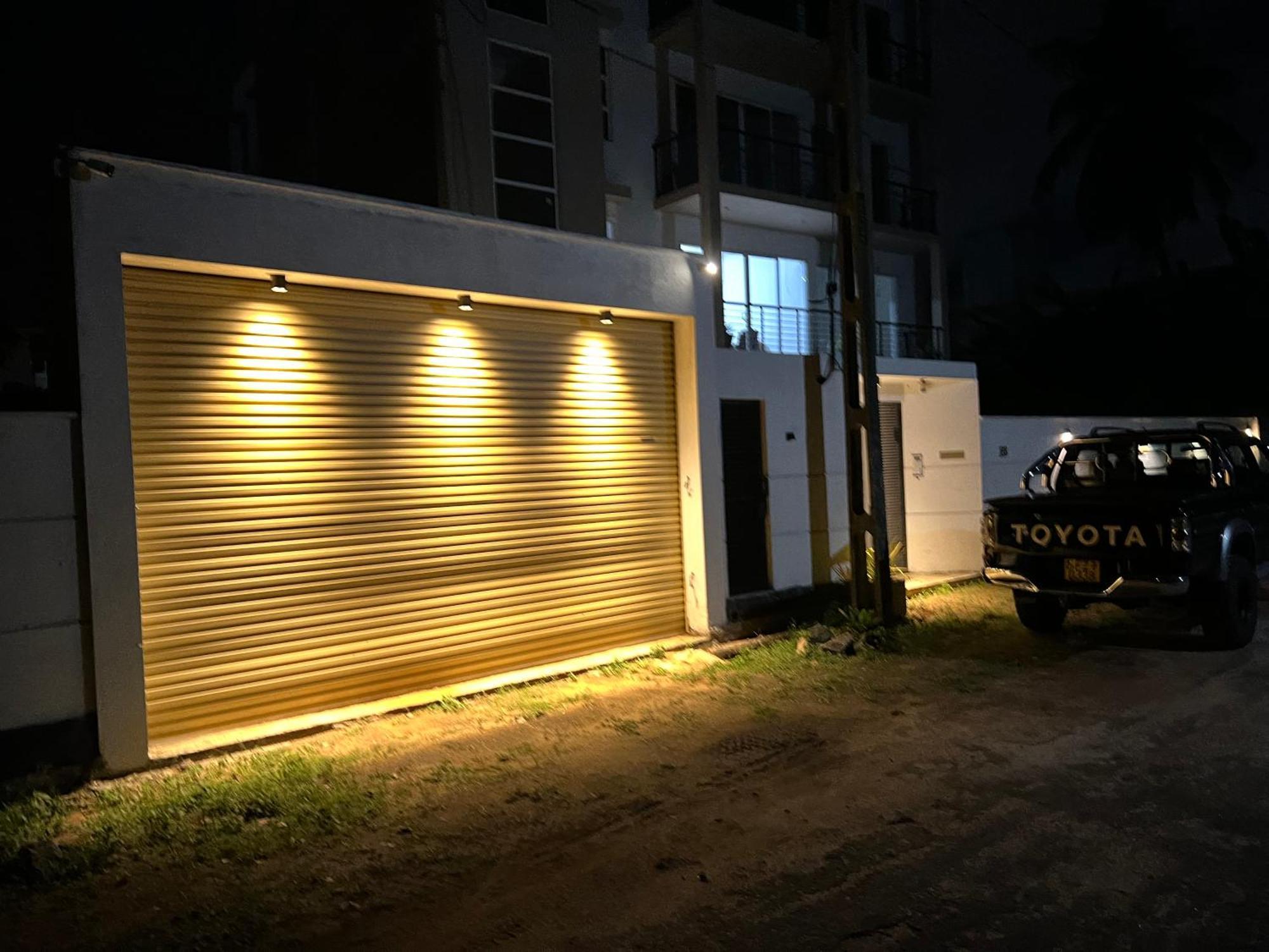 Silina Airport Transit Hotel & Residence Katunayake Exterior photo